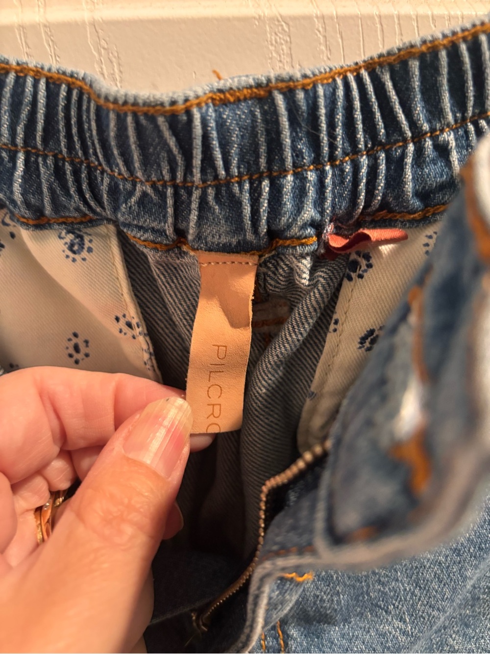 Anthropologie Pilcro Light Blue Distressed Boyfriend Jogger Tie at Ankle Jeans - Picture 8 of 16